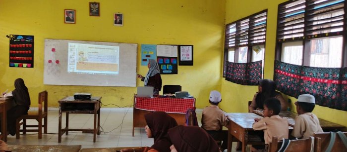 Min 1 Muaro Jambi Melakukan Kegiatan Supervisi Ibu Heriyati S.Pd.I  Dinilai Bapak Kepala Madrasah