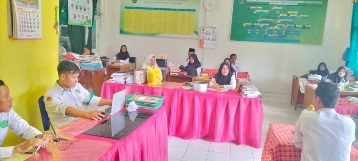 MIN 1 Muaro Jambi Gelar Rapat Persiapan Kegiatan Peringatan Hari Guru Nasional Tahun 2025