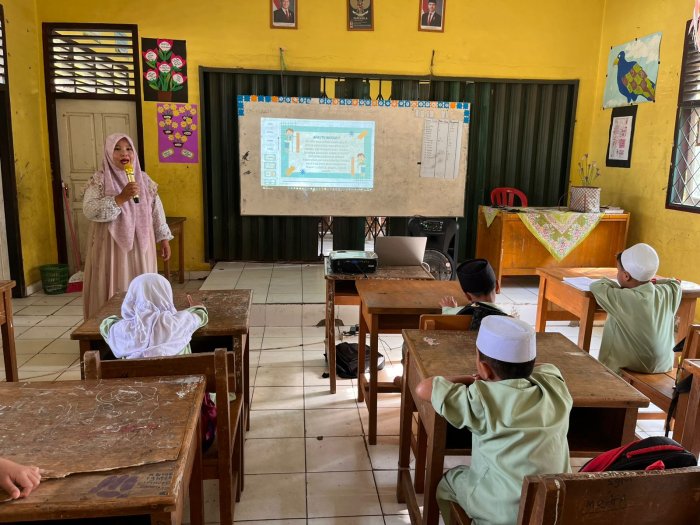 Lewat Kurikulum Berbasis Cinta, Majlis Guru MIN 1 Muaro Jambi Ajarkan Tata Cara Wudhu yang Benar