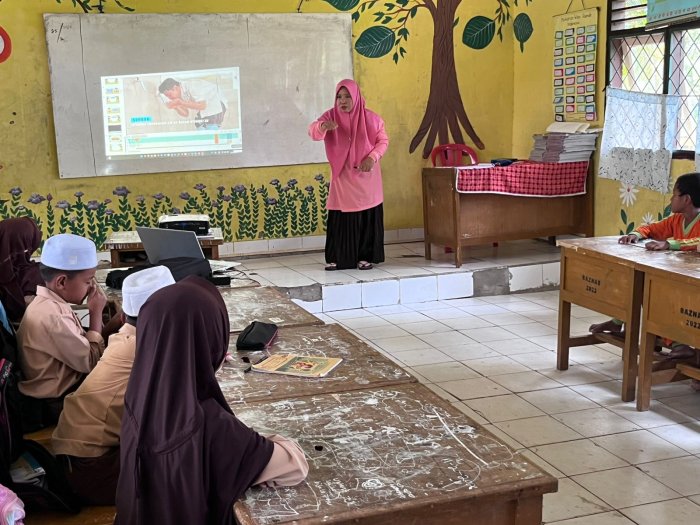 Sempurnakan Ibadah dengan Hati, Siswa Kelas 3 Belajar Praktik Wudhu Berbasis Kurikulum Cinta Sempurnakan Ibadah dengan Hati, Siswa Kelas 3 Belajar Praktik Wudhu Berbasis Kurikulum Cinta