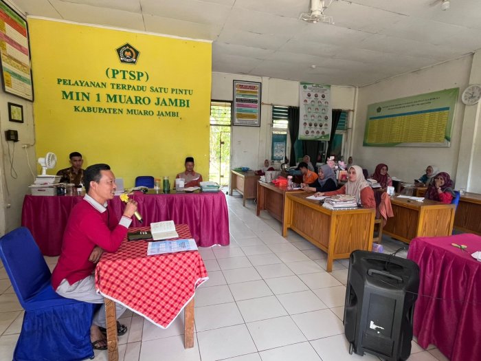 Kepala Madrasah MIN 1 Muaro Jambi Tekankan Objektivitas dalam Standar Kelulusan