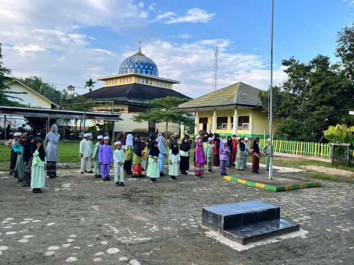 Apel Pagi Rabu 7 - 12 - 2026 Siswa SiswiMIN 1 Muaro Jambi Masih Dalam Memperingati HUT Jambi Ke 69 Tahun