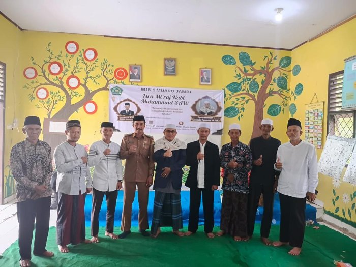 Peringati Isra Miraj, MIN 1 Muaro Jambi Bertekad Wujudkan Generasi Berakhlak Mulia Melalui Sholat.