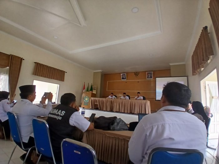 Tingkatkan Kualitas Informasi Digital, Humas Madrasah Ikuti Pembinaan Pengelolaan Website di Kantor Kemenag Muaro Jambi Tingkatkan Kualitas Informasi Digital, Humas Madrasah Ikuti Pembinaan Pengelolaan Website di Kantor Kemenag Muaro Jambi