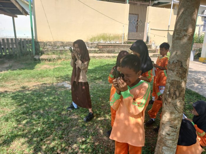 Menuju Persami: Pemantapan Keterampilan Kompas Berlangsung Khidmat Menuju Persami: Pemantapan Keterampilan Kompas Berlangsung Khidmat