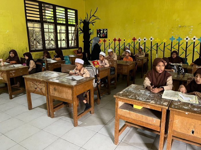 Rabu Berkah: Lantunan Juz Amma  Siwswa Siswi MIN 1 Muaro Jambi Awali Aktivitas Belajar Mengajar
