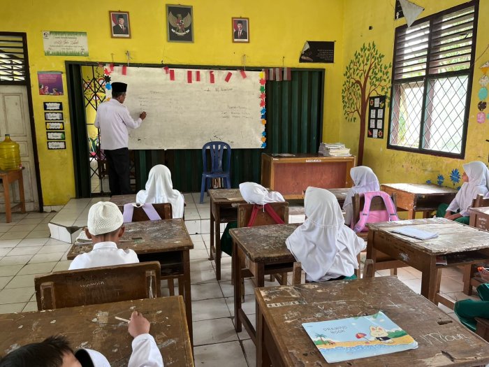 Tetap Produktif di Bulan Suci: KBM Siswa-Siswi MIN 1 Muaro Jambi Berjalan Lancar Meski Sedang Berpuasa